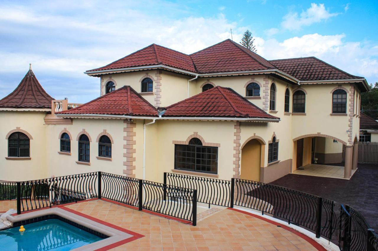 Clarridge View Guesthouse มอนเทโกเบย์ ภายนอก รูปภาพ