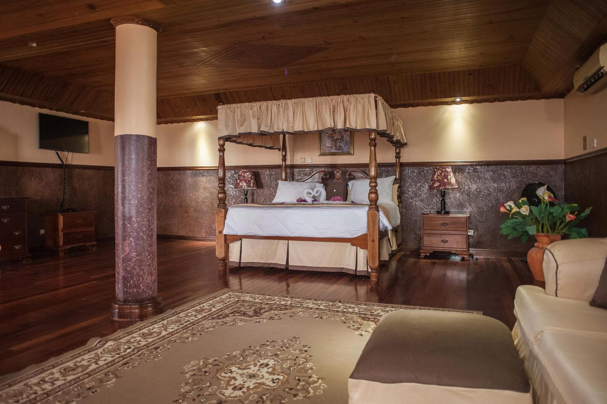 Clarridge View Guesthouse มอนเทโกเบย์ ภายนอก รูปภาพ