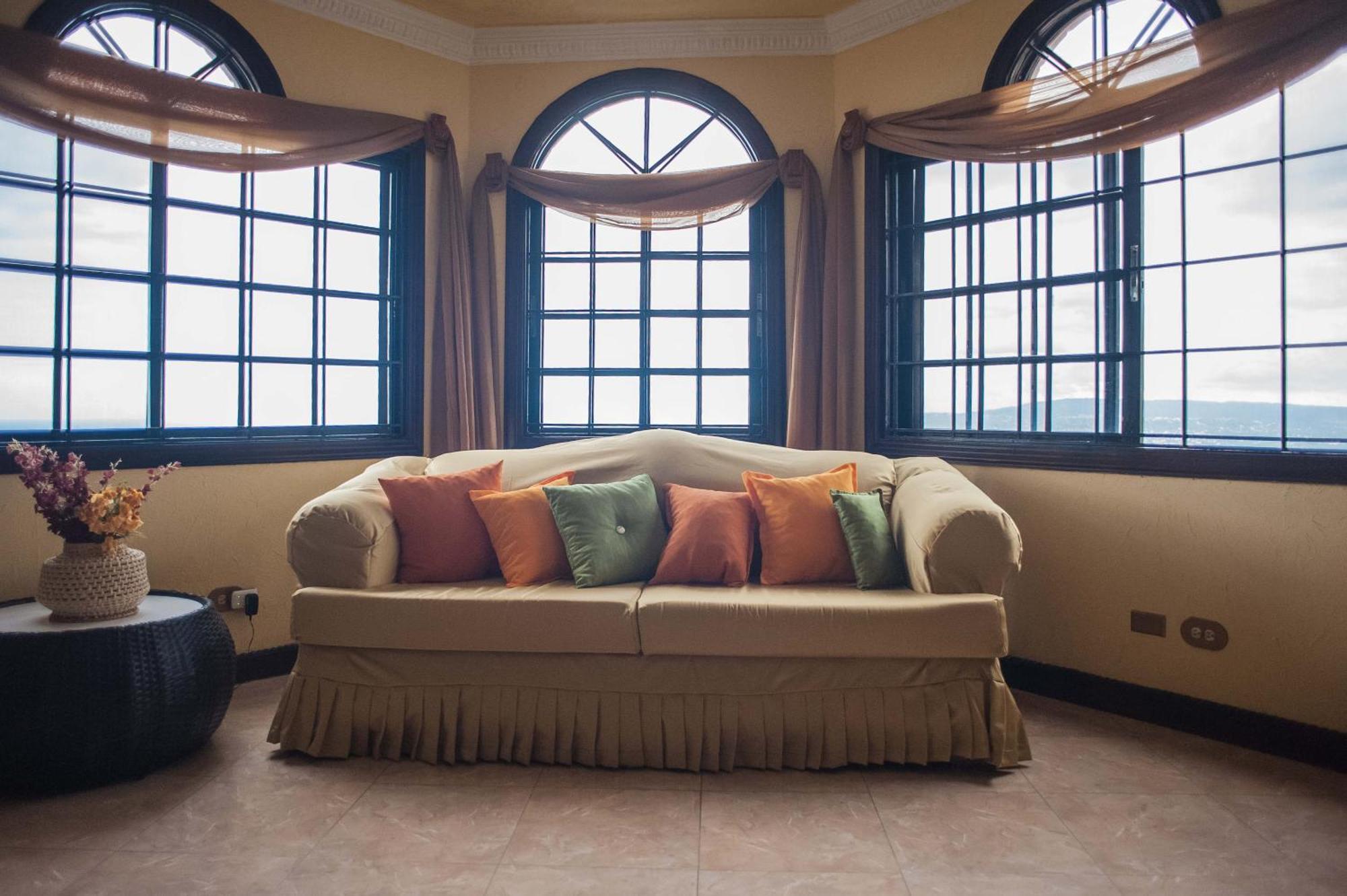 Clarridge View Guesthouse มอนเทโกเบย์ ภายนอก รูปภาพ