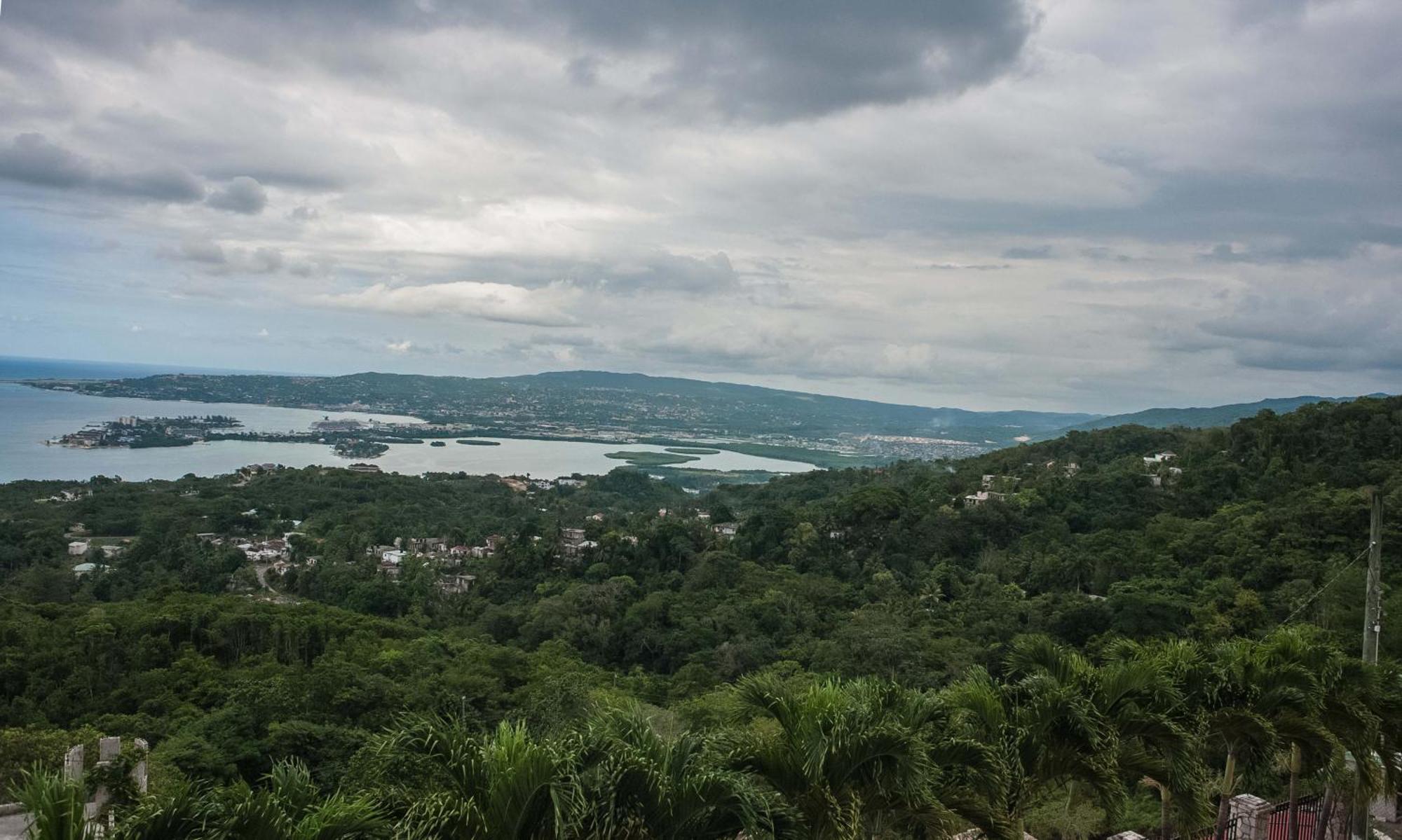 Clarridge View Guesthouse มอนเทโกเบย์ ภายนอก รูปภาพ
