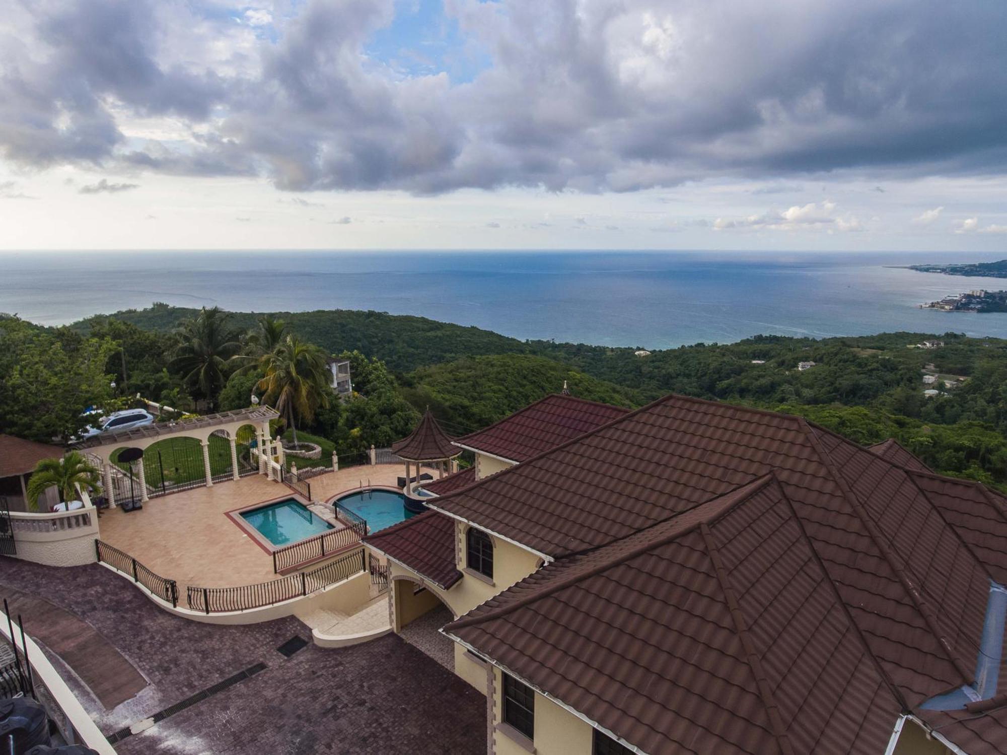 Clarridge View Guesthouse มอนเทโกเบย์ ภายนอก รูปภาพ