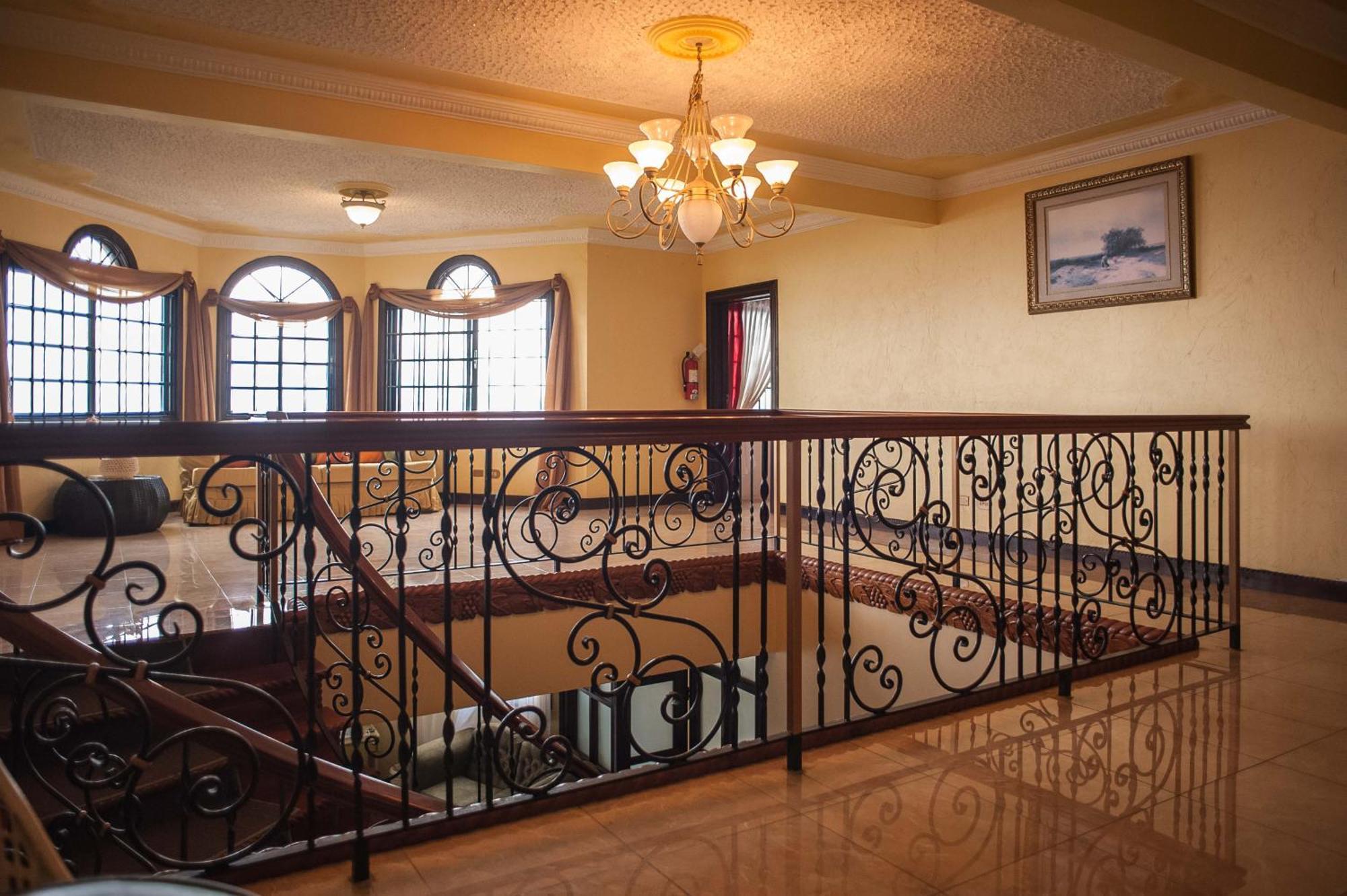 Clarridge View Guesthouse มอนเทโกเบย์ ภายนอก รูปภาพ