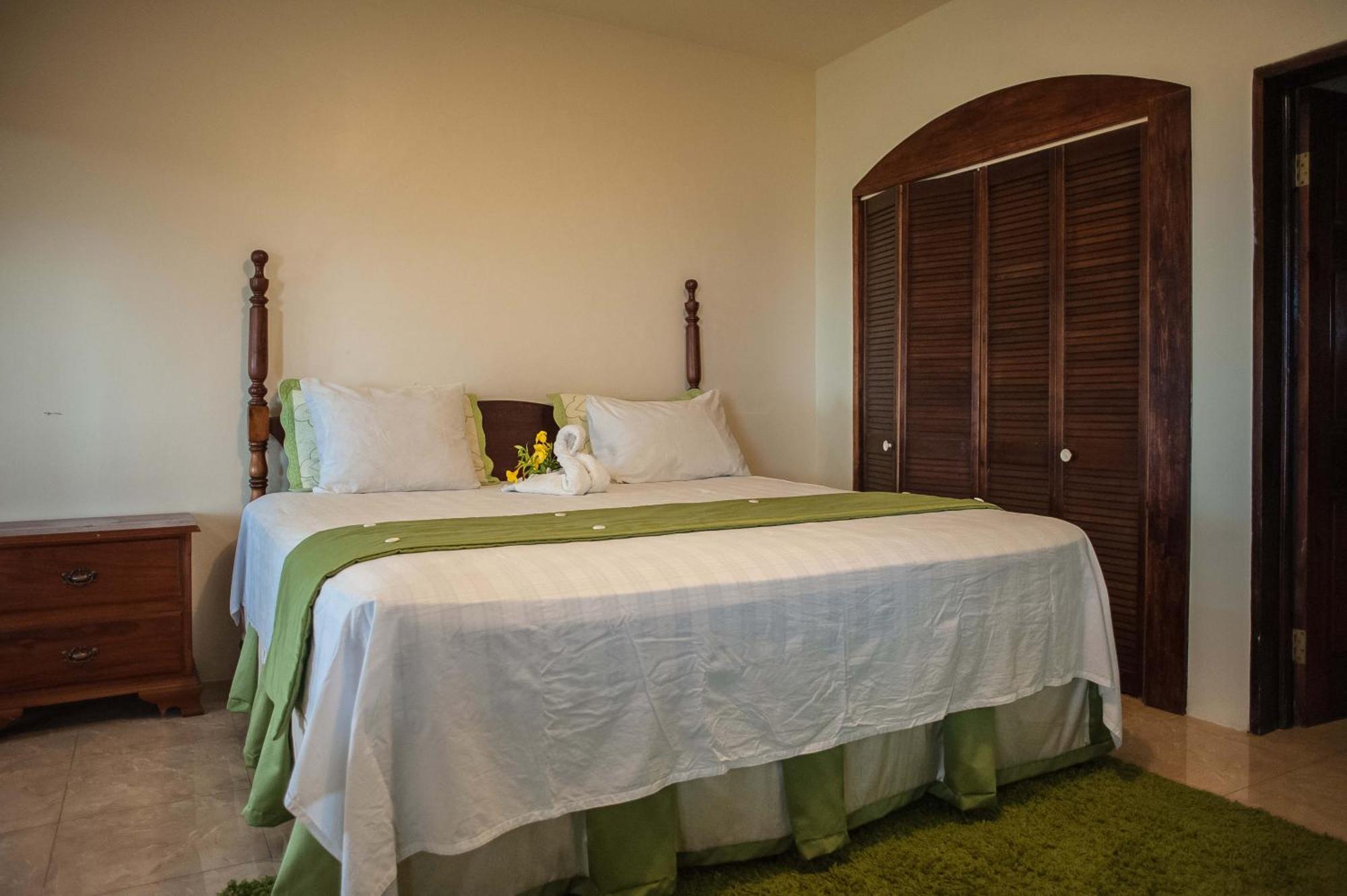 Clarridge View Guesthouse มอนเทโกเบย์ ภายนอก รูปภาพ